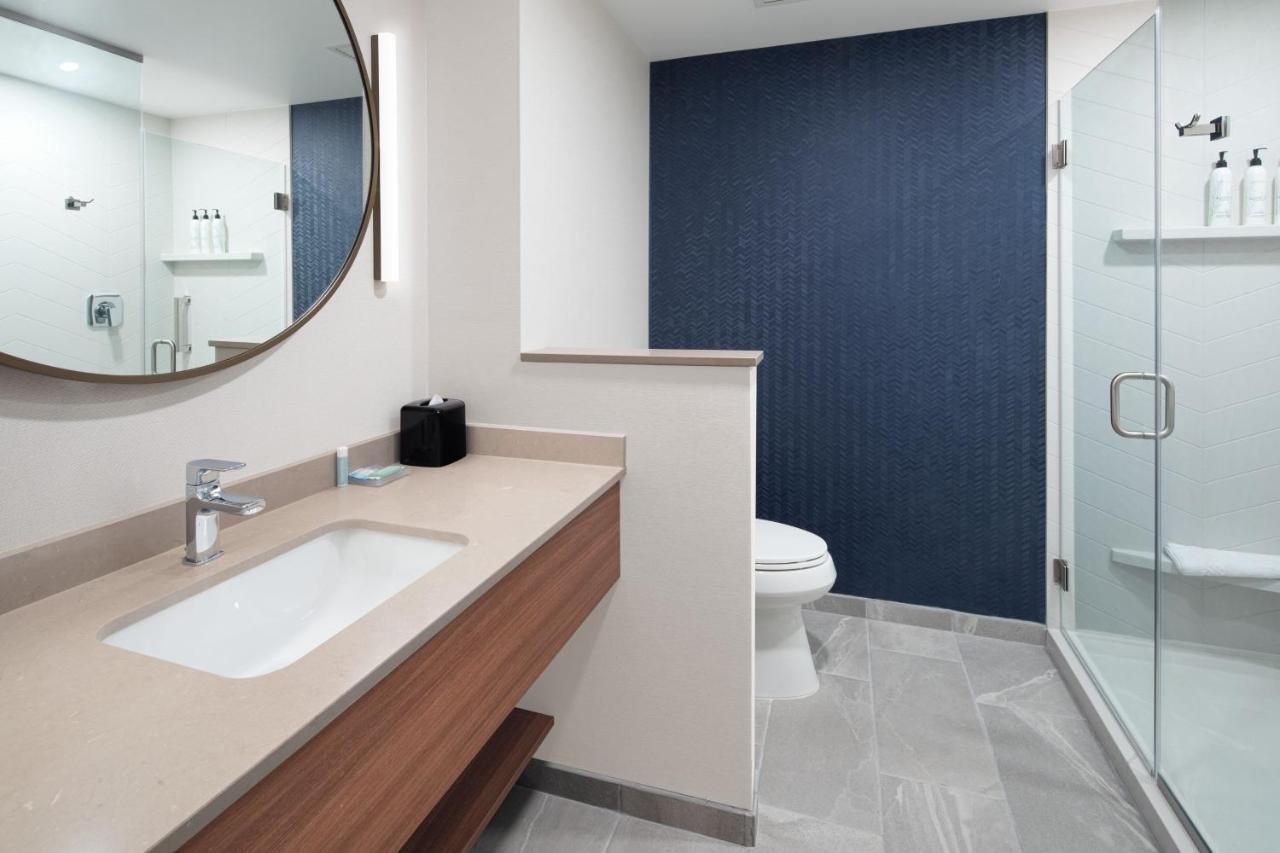 Fairfield By Marriott Inn & Suites Whitsett Greensboro East Esterno foto
