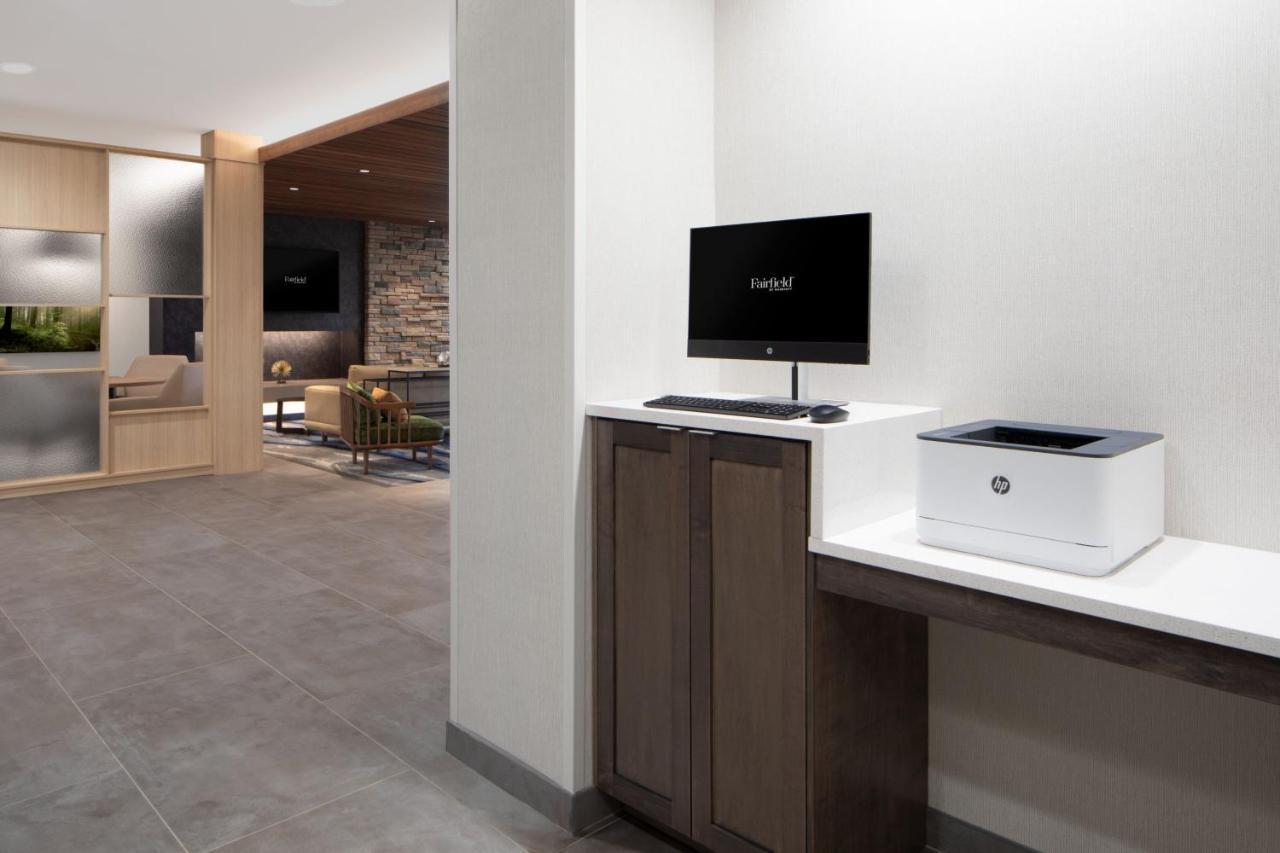 Fairfield By Marriott Inn & Suites Whitsett Greensboro East Esterno foto
