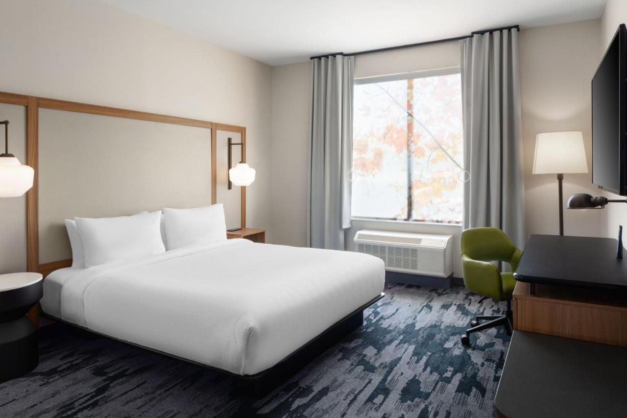 Fairfield By Marriott Inn & Suites Whitsett Greensboro East Esterno foto